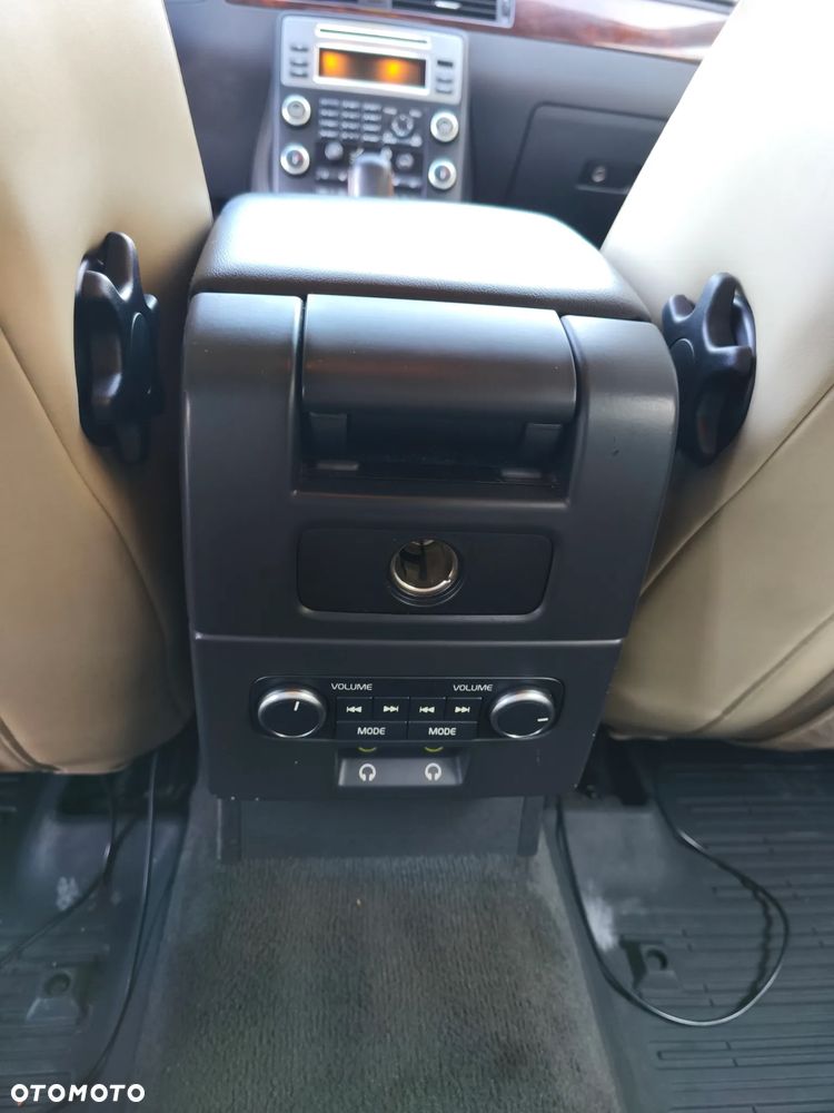 Volvo V70 D5 AWD Momentum - 22