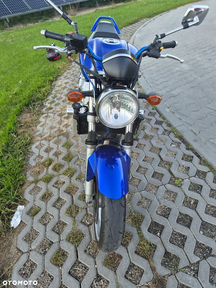 Suzuki SV - 7