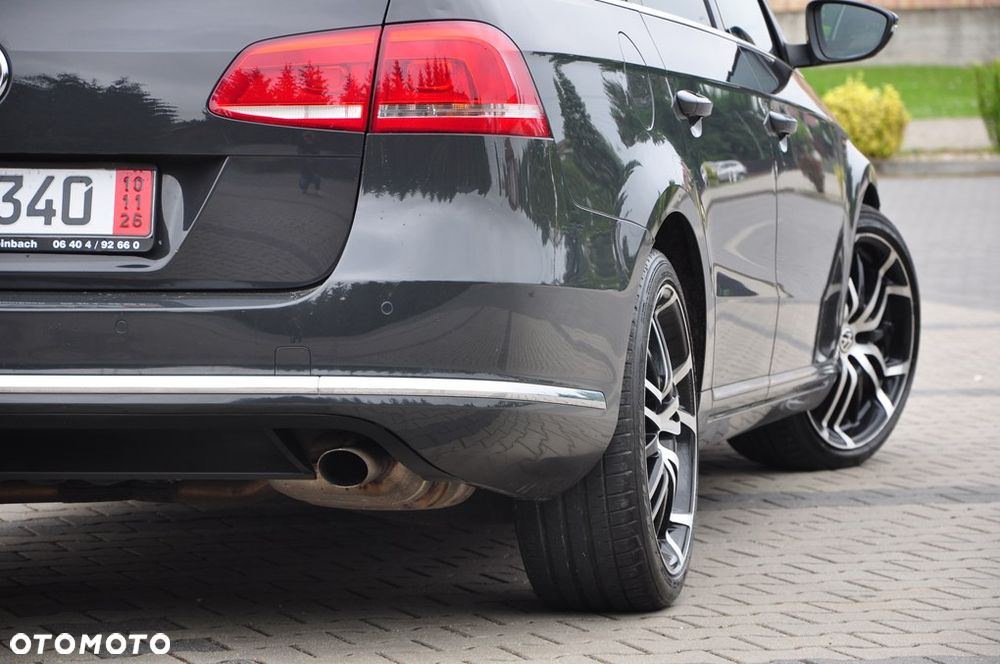 Volkswagen Passat Variant 2.0 TDI 4Motion DSG BlueMotion Tech Comfortline - 12