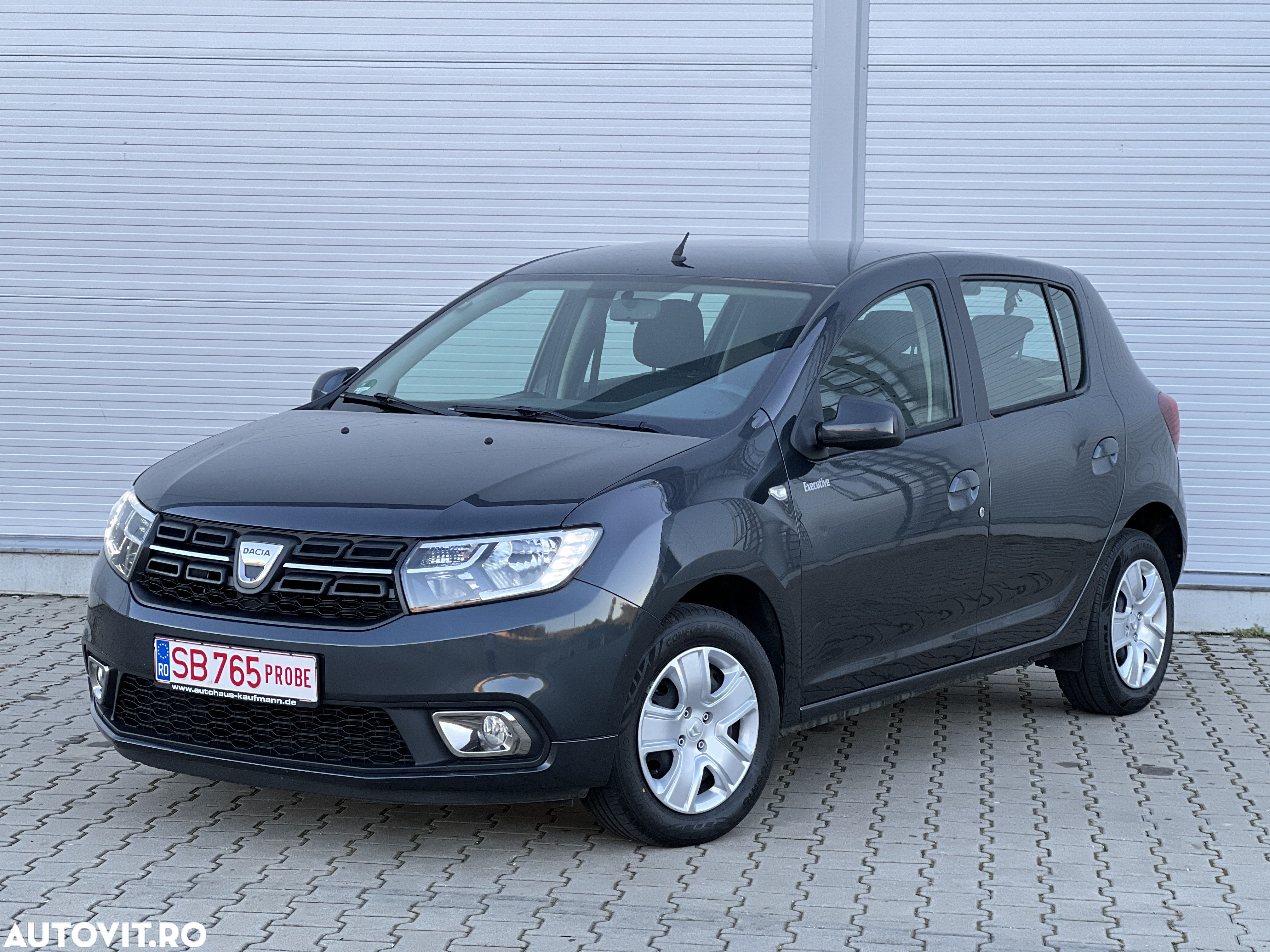 Dacia Sandero SCe 75 Comfort - 1