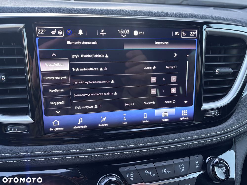 Chrysler Pacifica - 28