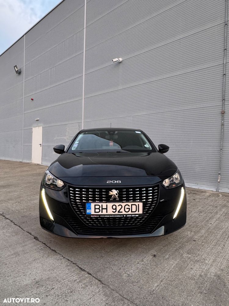 Peugeot 208 - 36
