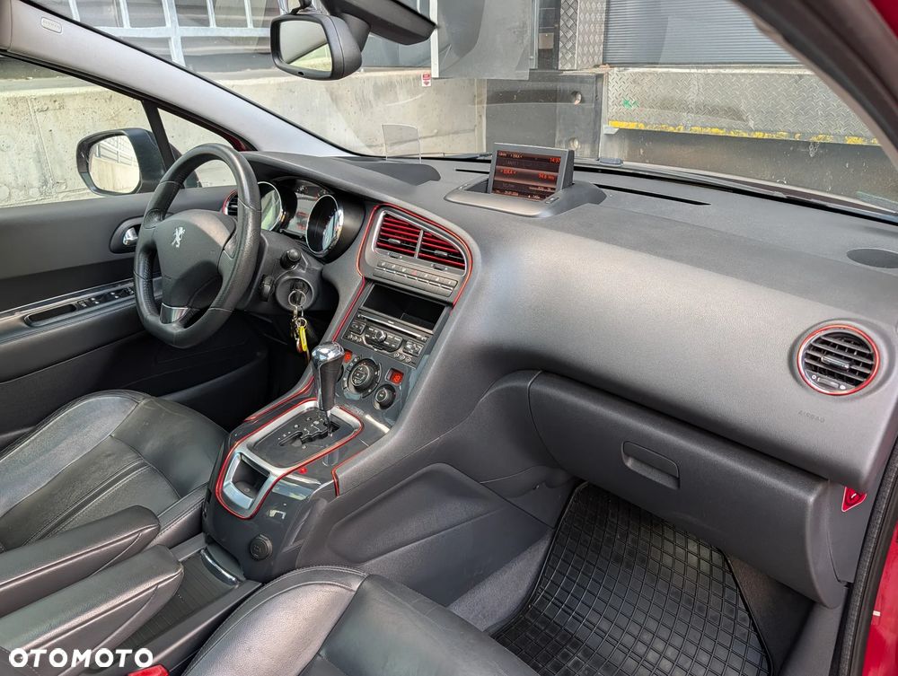 Peugeot 5008 1.6 THP Premium - 5