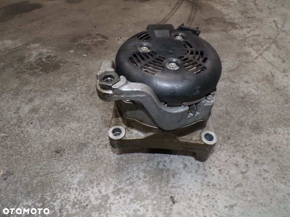 Alternator BMW F30 F10 528i N20 7605478-05 - 2