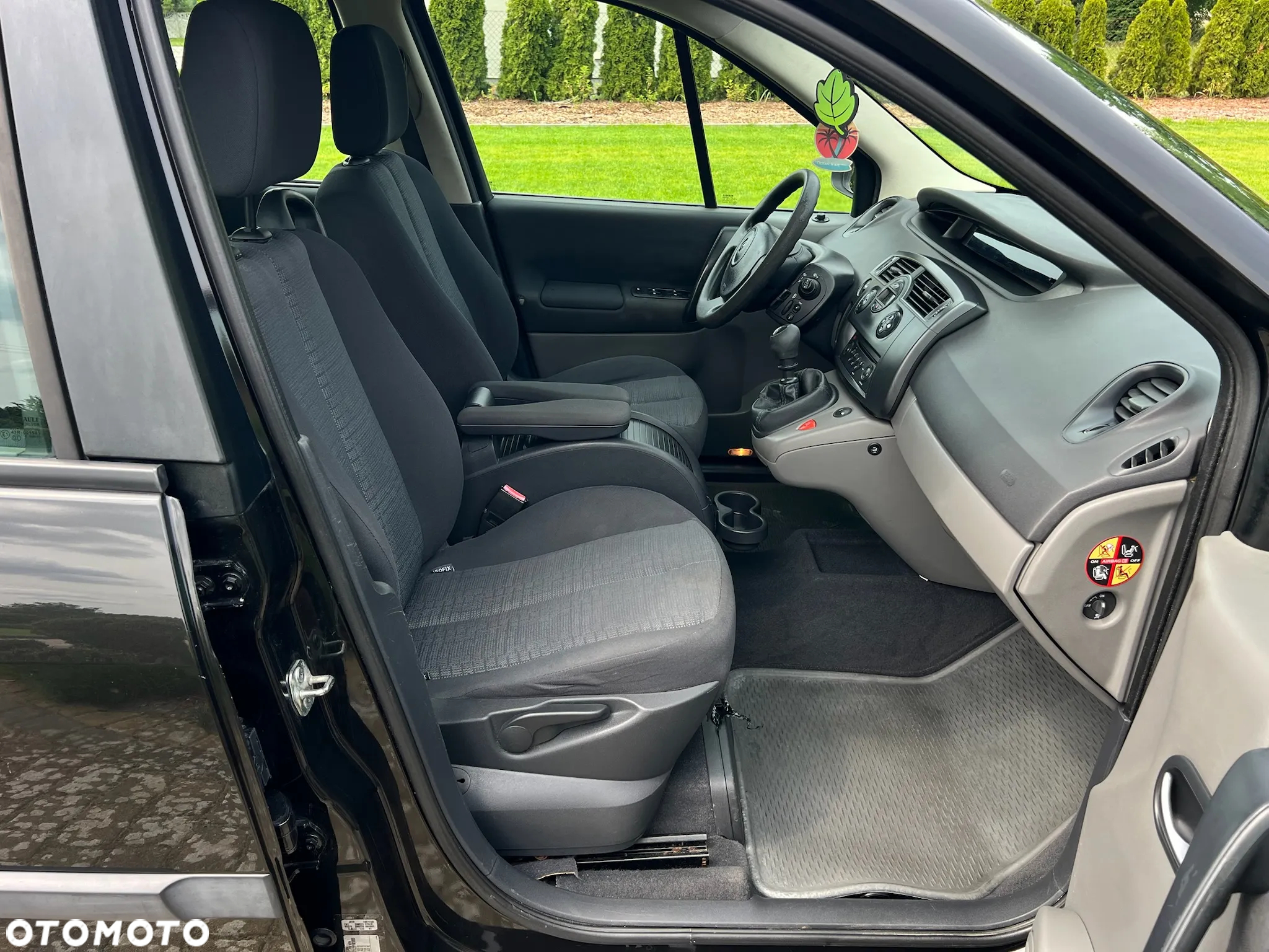 Renault Scenic 1.6 16V 110 Dynamique - 18