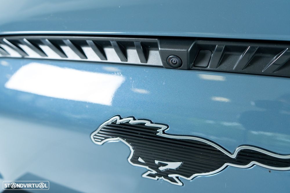 Ford Mustang Mach-E Standard - 34