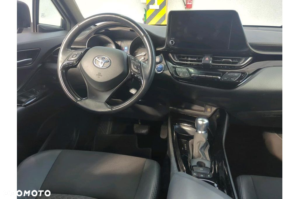 Toyota C-HR - 8