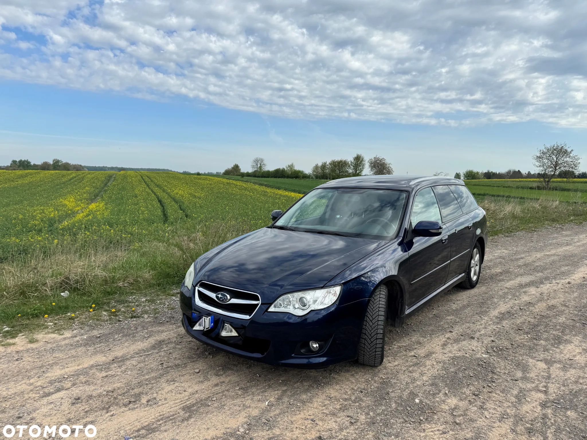 Subaru Legacy - 1