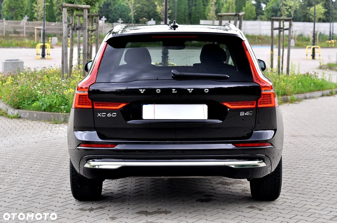 Volvo XC 60 B4 D AWD Inscription - 11