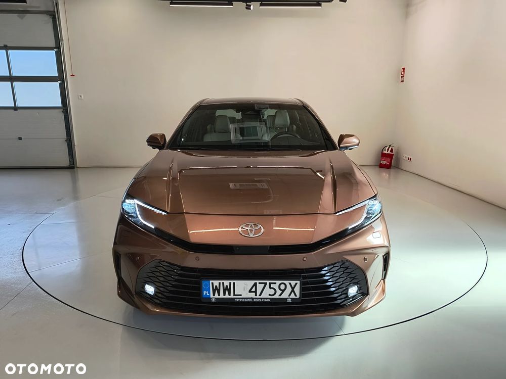 Toyota Camry 2.5 Hybrid Dynamic Force Executive e-CVT - 3
