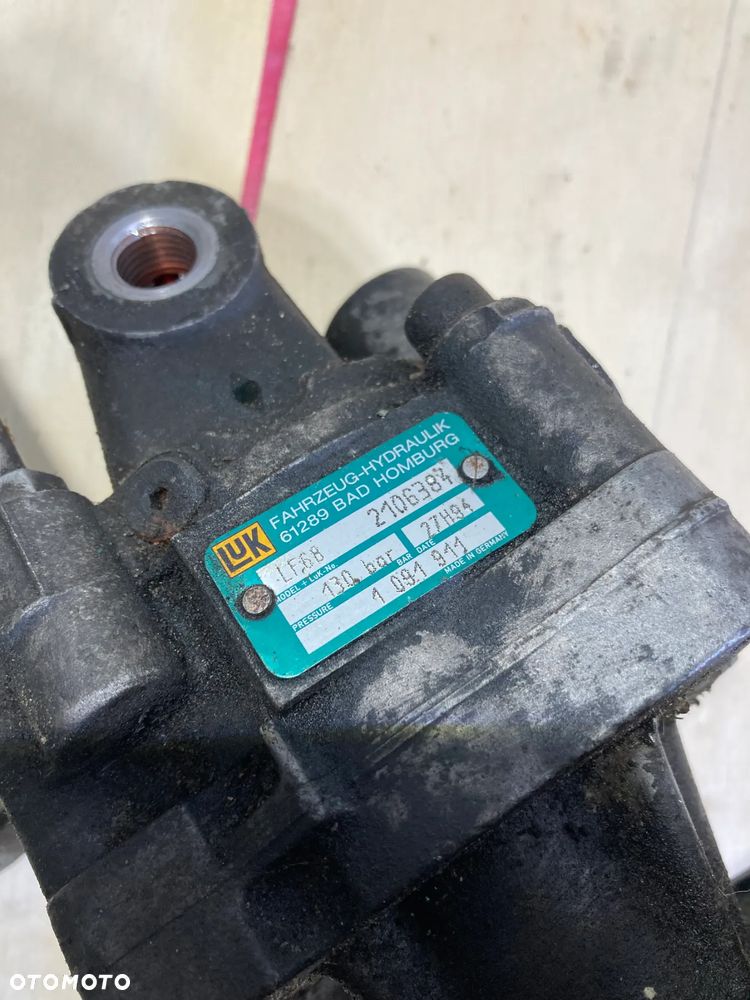 POMPA WSPOMAGANIA BMW E38 M60 V8 E31 E32 E34 LF68 LUK 1091911 1092015 - 8