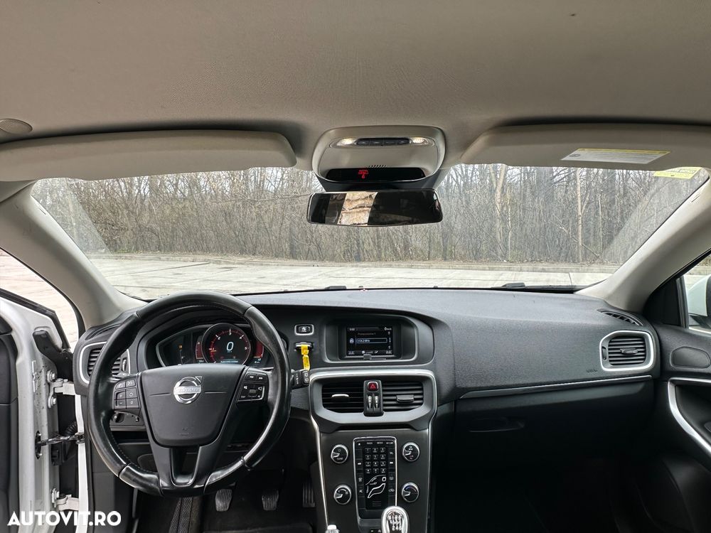 Volvo V40 D2 - 5