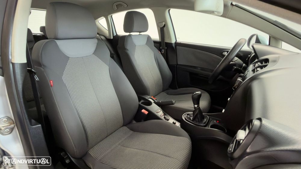 SEAT Leon 1.6 TDI Sport - 14