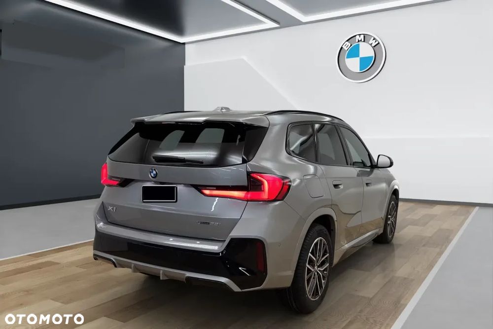 BMW X1 sDrive20i mHEV - 7