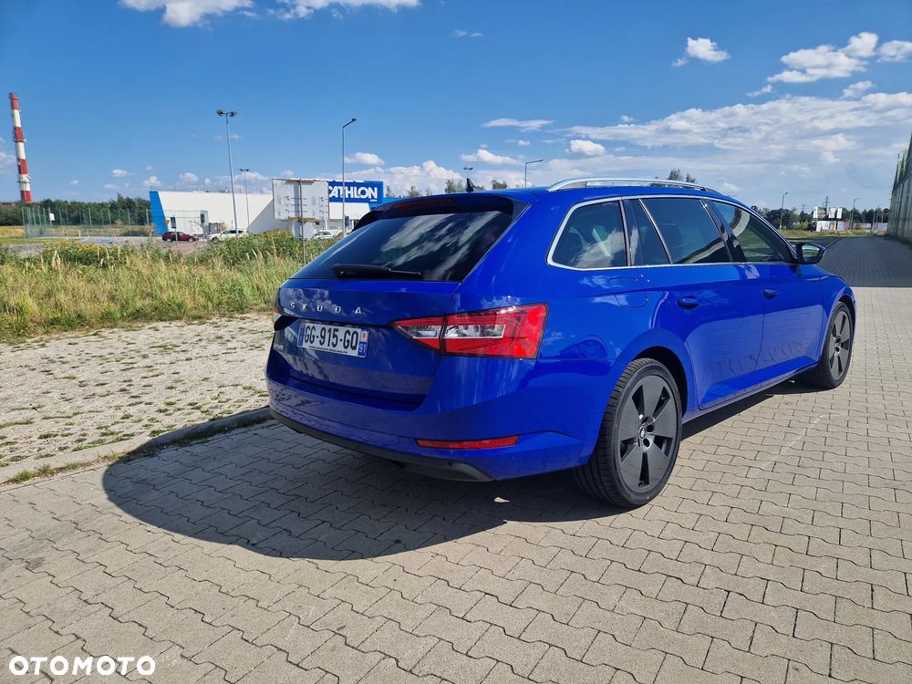 Skoda Superb 2.0 TDI Ambition DSG7 - 12