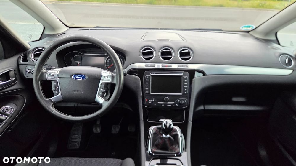 Ford S-Max 2.0 TDCi DPF Titanium X - 24