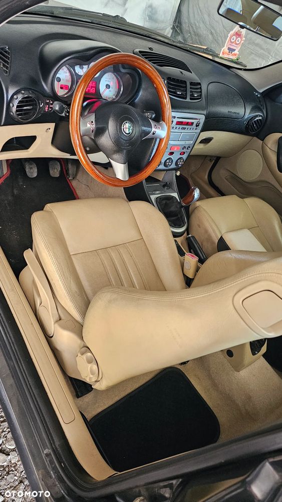 Alfa Romeo 147 1.6 Twin Spark ECO Sportiva - 7