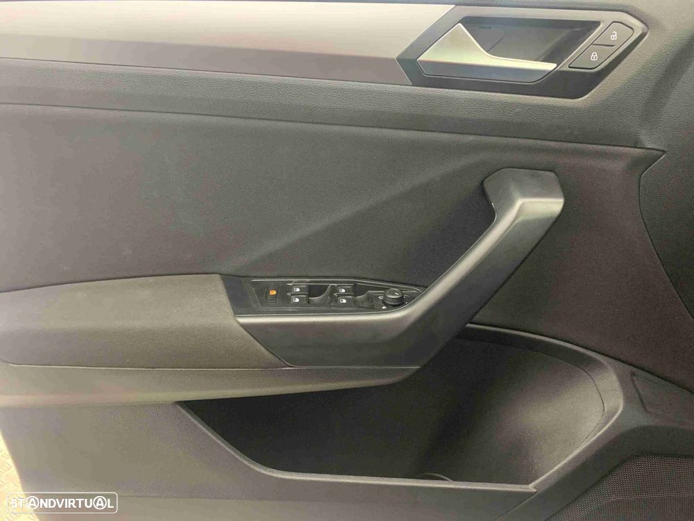 VW T-Roc 1.0 TSI Life - 11