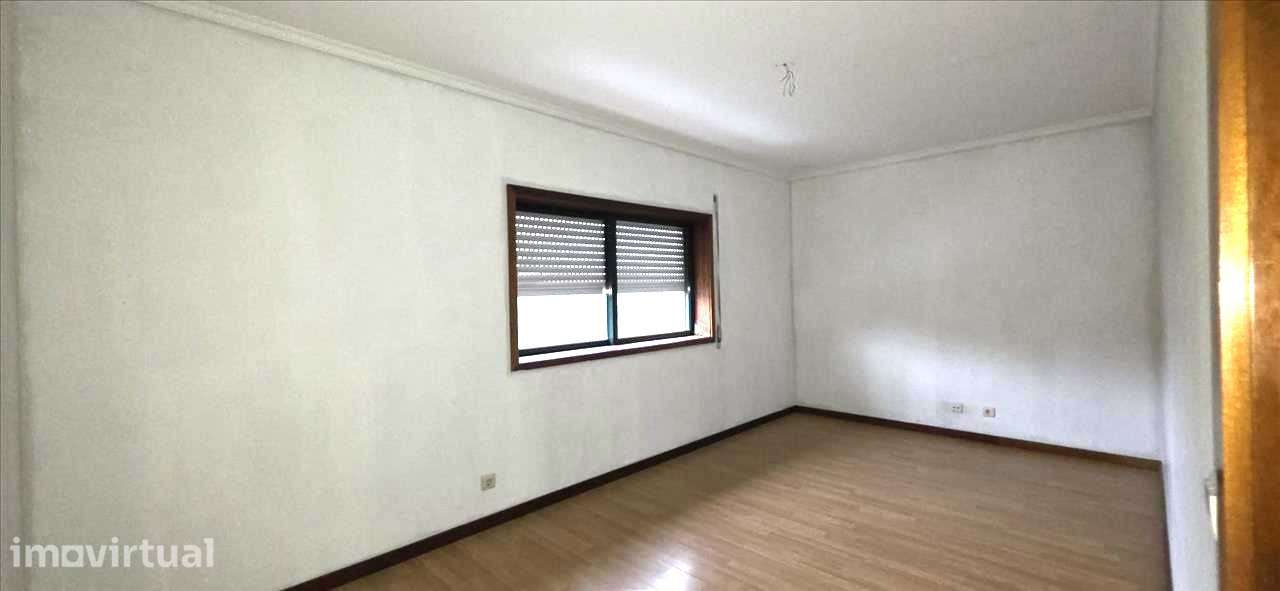 Apartamento T1 + Arrecadação Paço de Sousa (Penafiel) - Grande imagem: 3/20