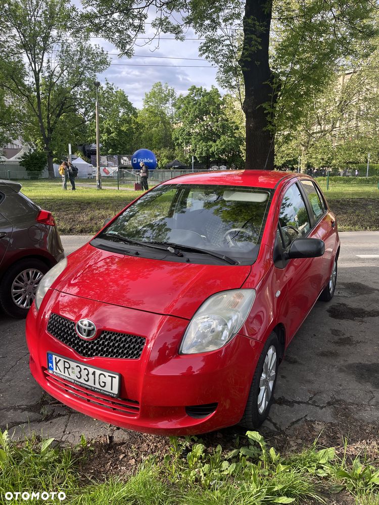 Toyota Yaris 1.3 Luna Premium - 1