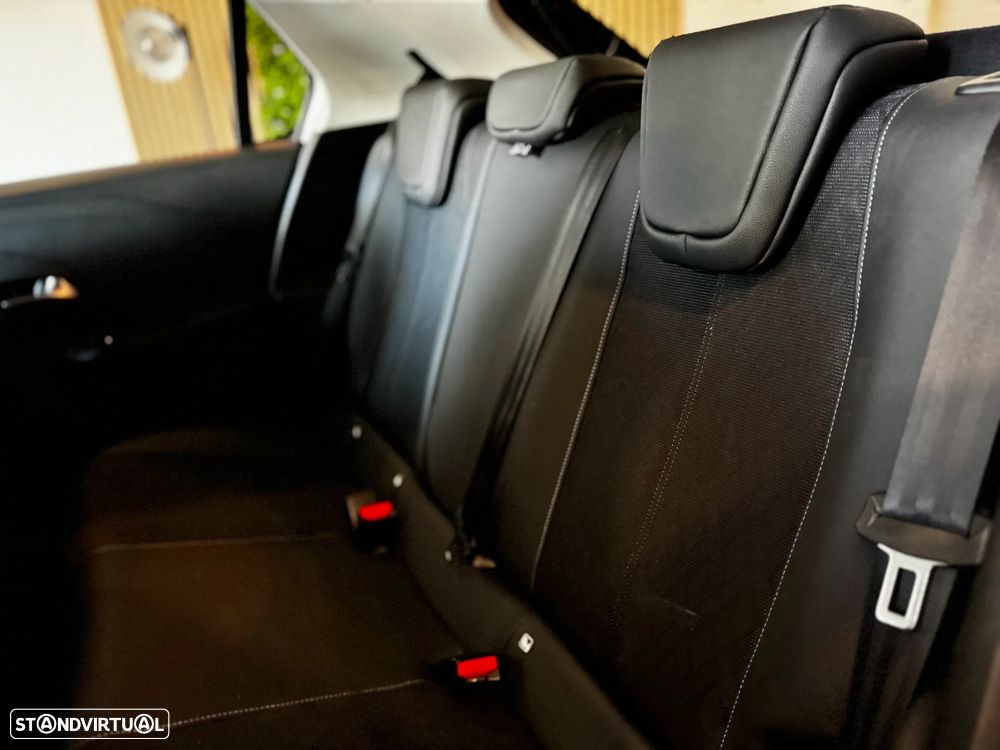 Opel Corsa-e Elegance - 21
