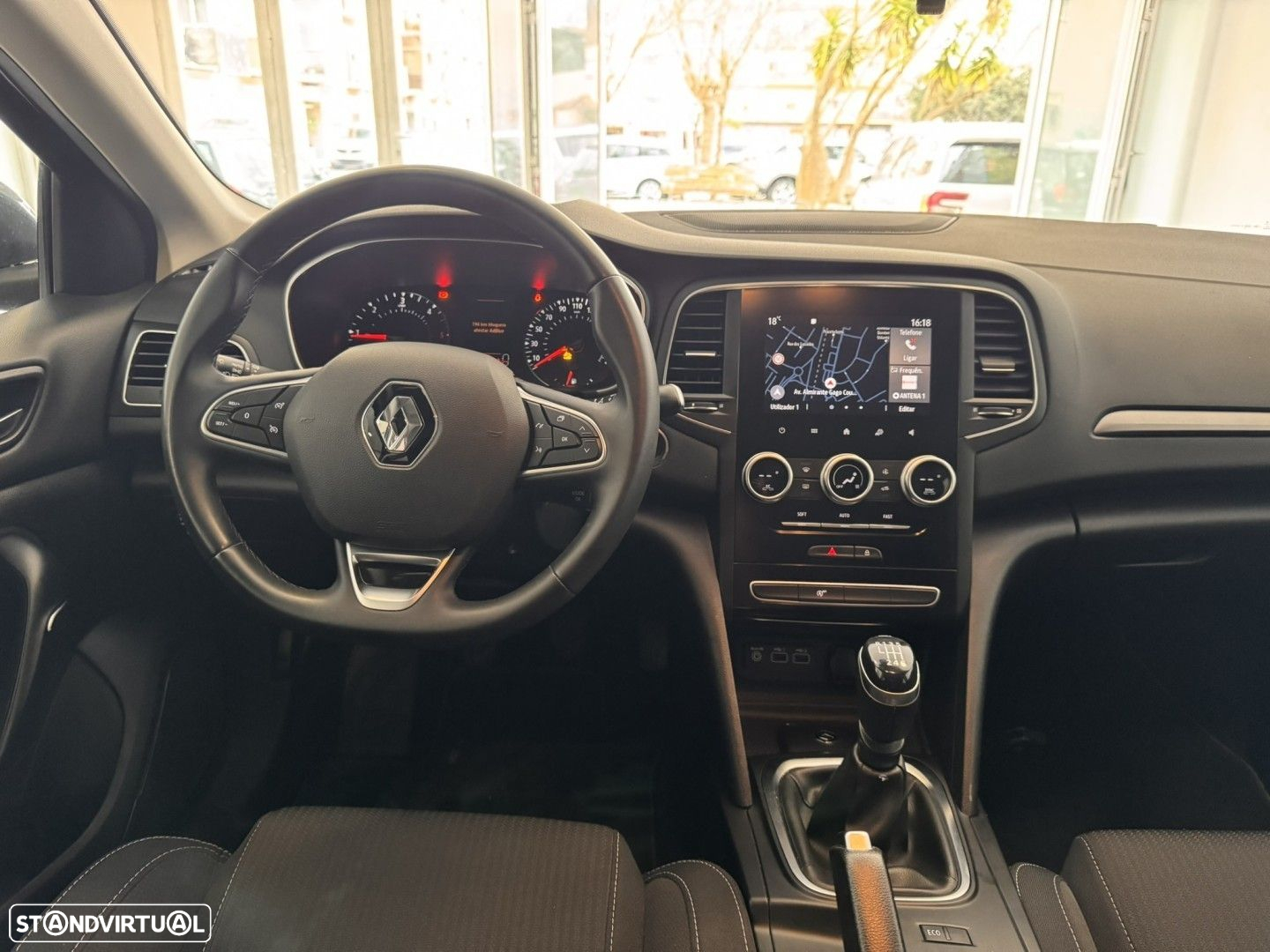 Renault Mégane Sport Tourer - 12