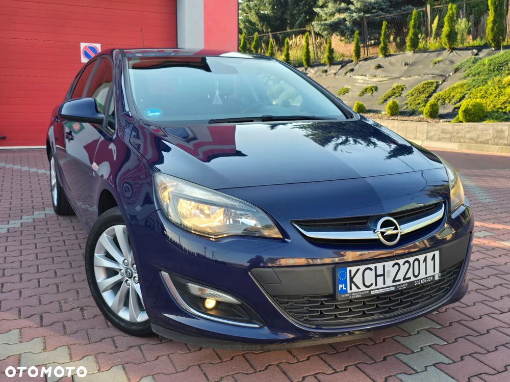 Opel Astra 1.4 Turbo Innovation - 11