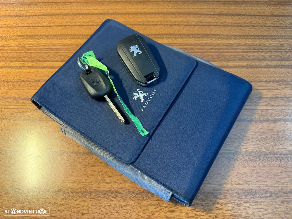 Peugeot 208 1.4 HDi SE Style - 56