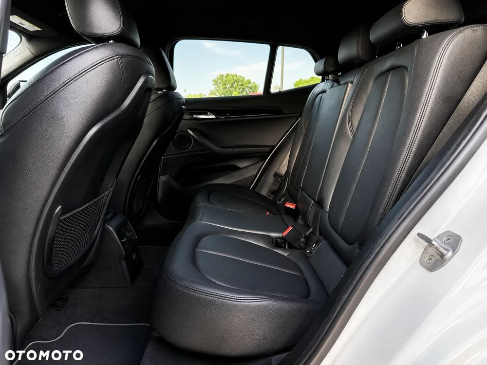 BMW X2 xDrive20i Advantage - 14