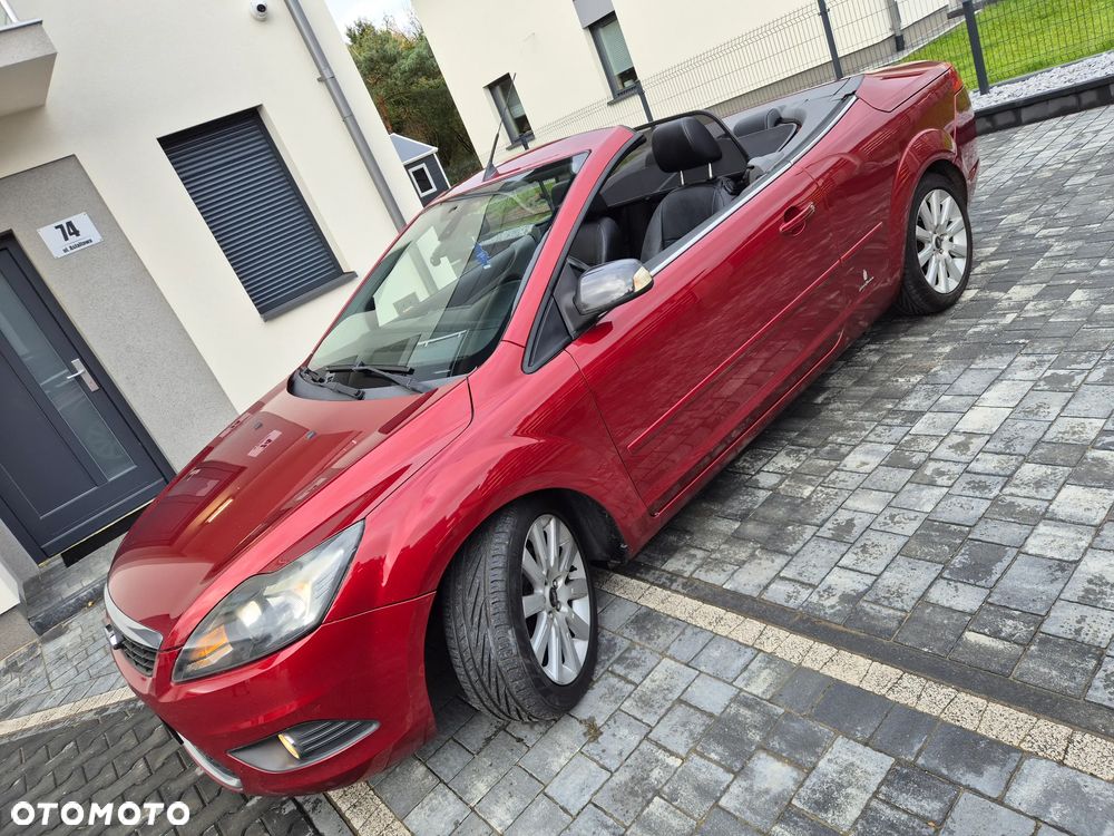Ford Focus Coupe-Cabriolet 2.0 TDCi DPF Black Magic