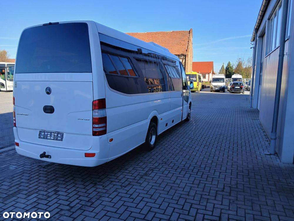 Mercedes-Benz 519 wersja turystyczna - 5