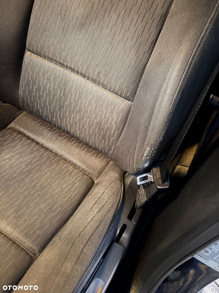 Audi A4 Limousine - 10