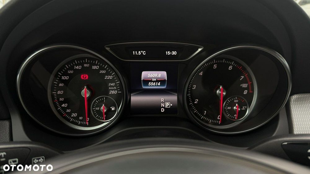 Mercedes-Benz GLA - 35