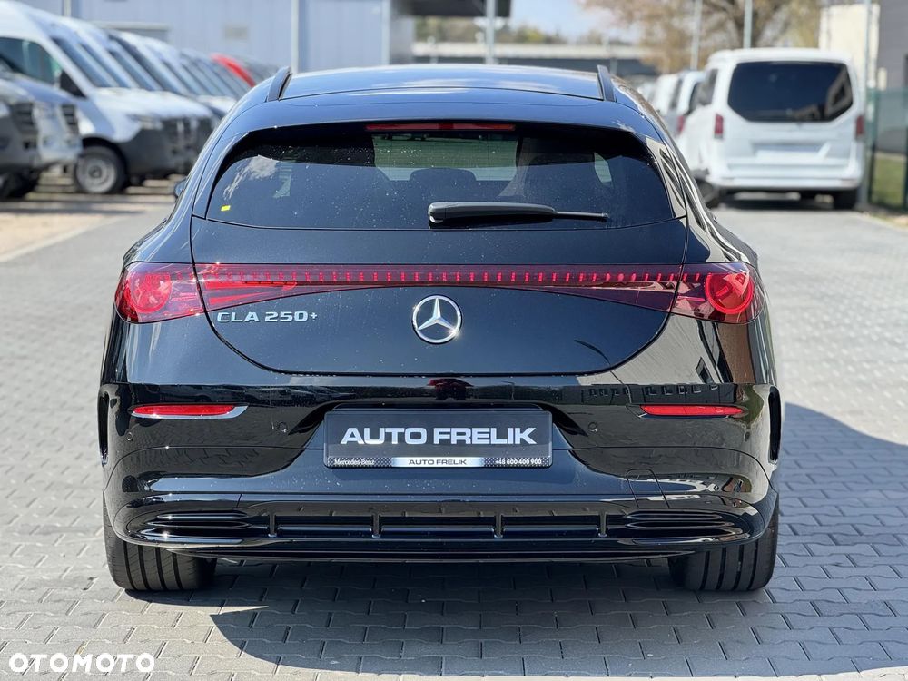 Mercedes-Benz CLA - 7