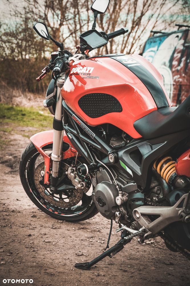 Ducati Monster - 18