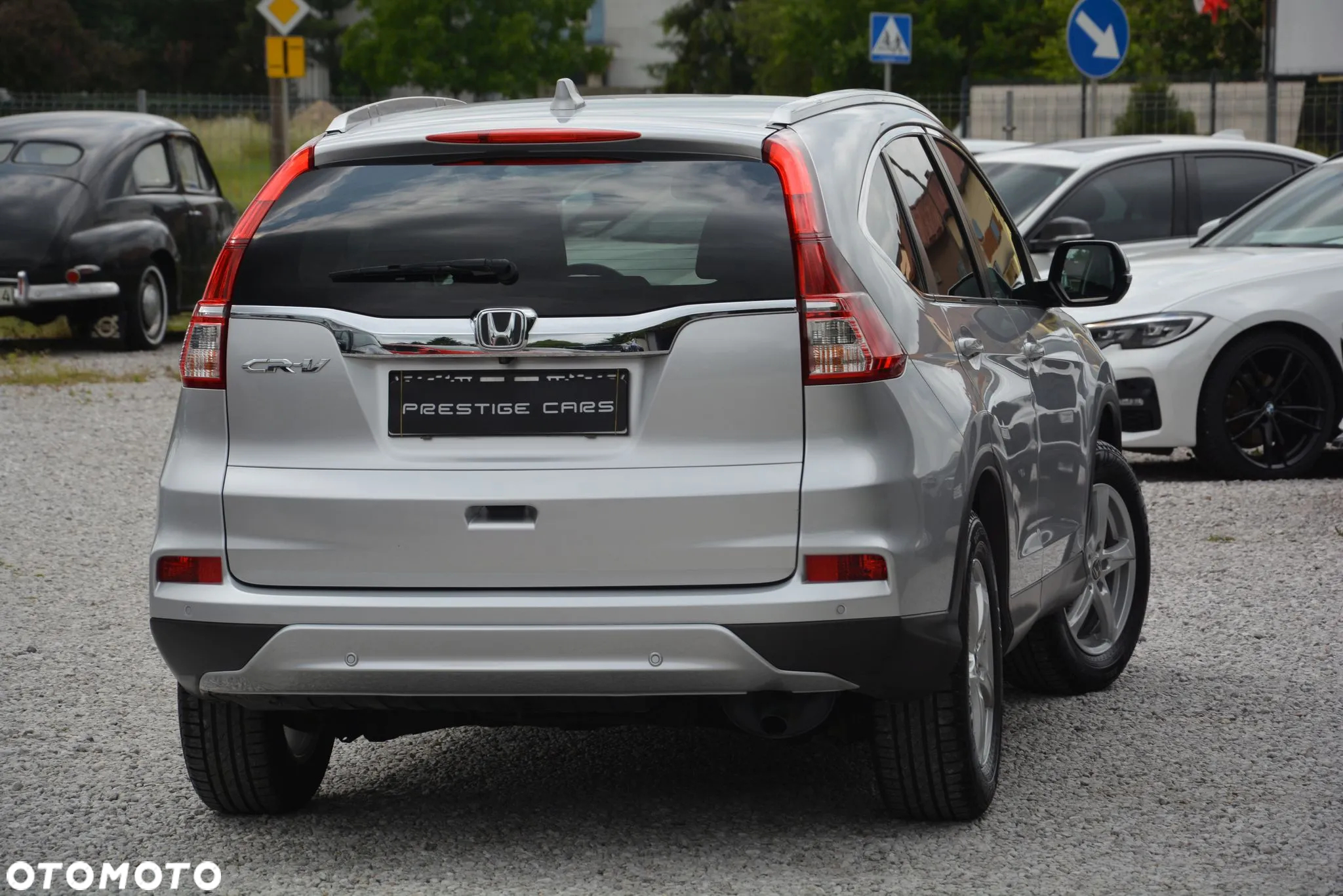 Honda CR-V 1.6i DTEC 4WD Automatik Lifestyle Plus - 12