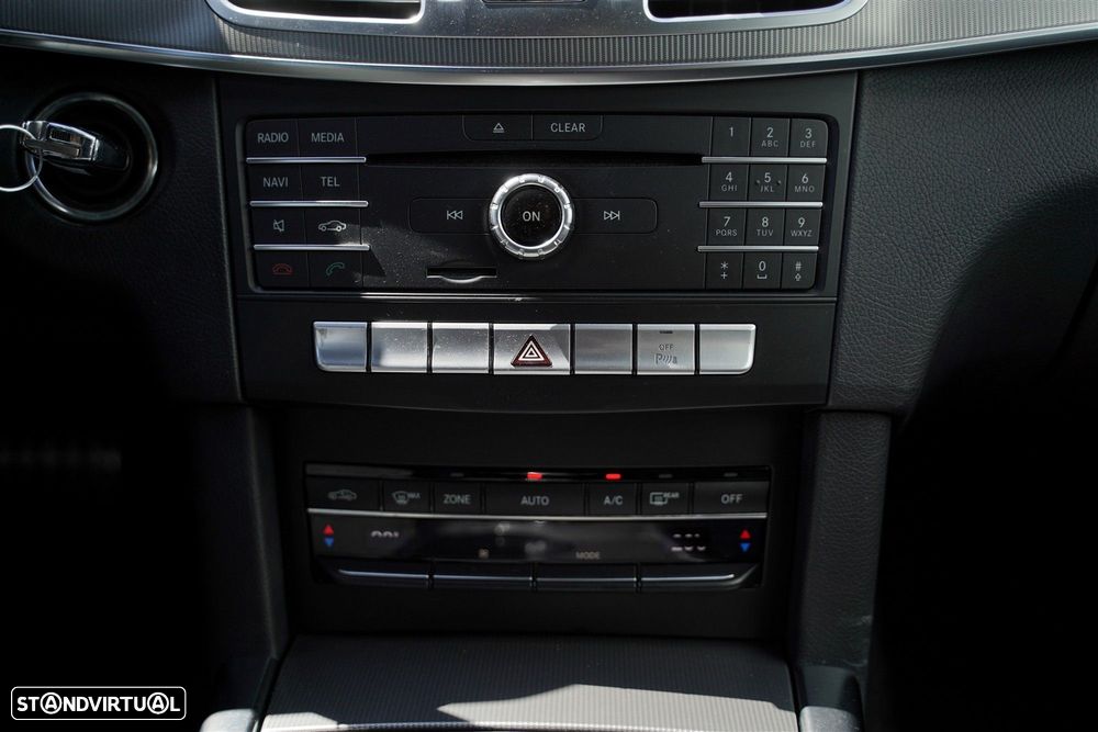 Mercedes-Benz E 300 BLUETEC Hybrid Avantgarde 107g - 24