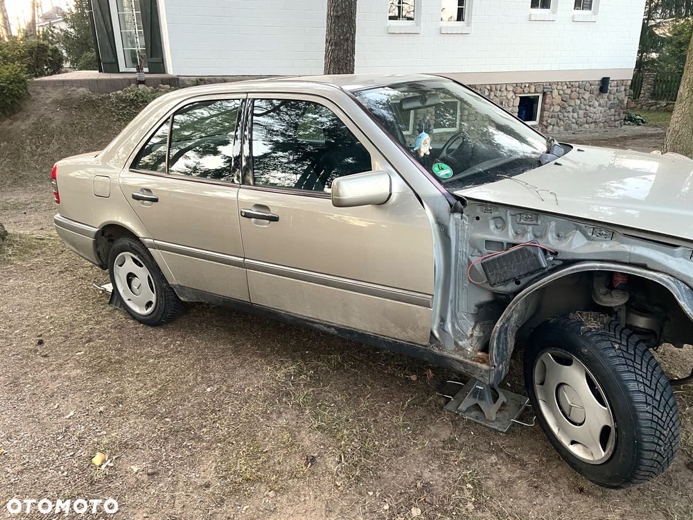 Mercedes-Benz Klasa C - 6