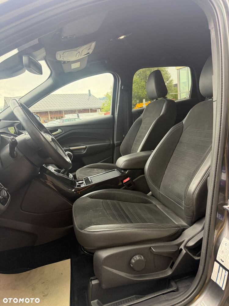Ford Kuga 2.0 TDCi AWD ST-Line - 9