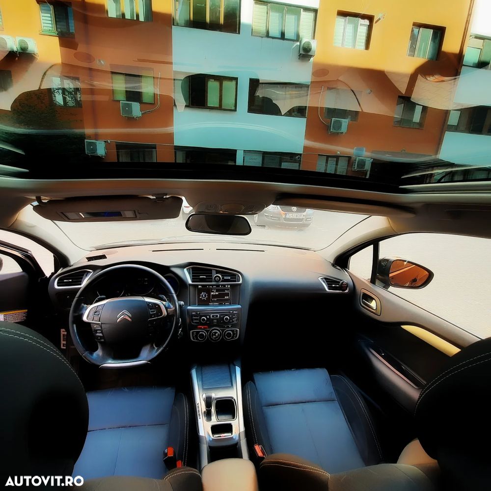 Citroën C4 1.6 e-HDi FAP Exclusive - 3