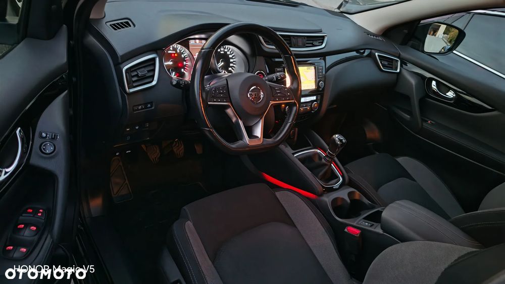 Nissan Qashqai 1.3 DIG-T Tekna - 40