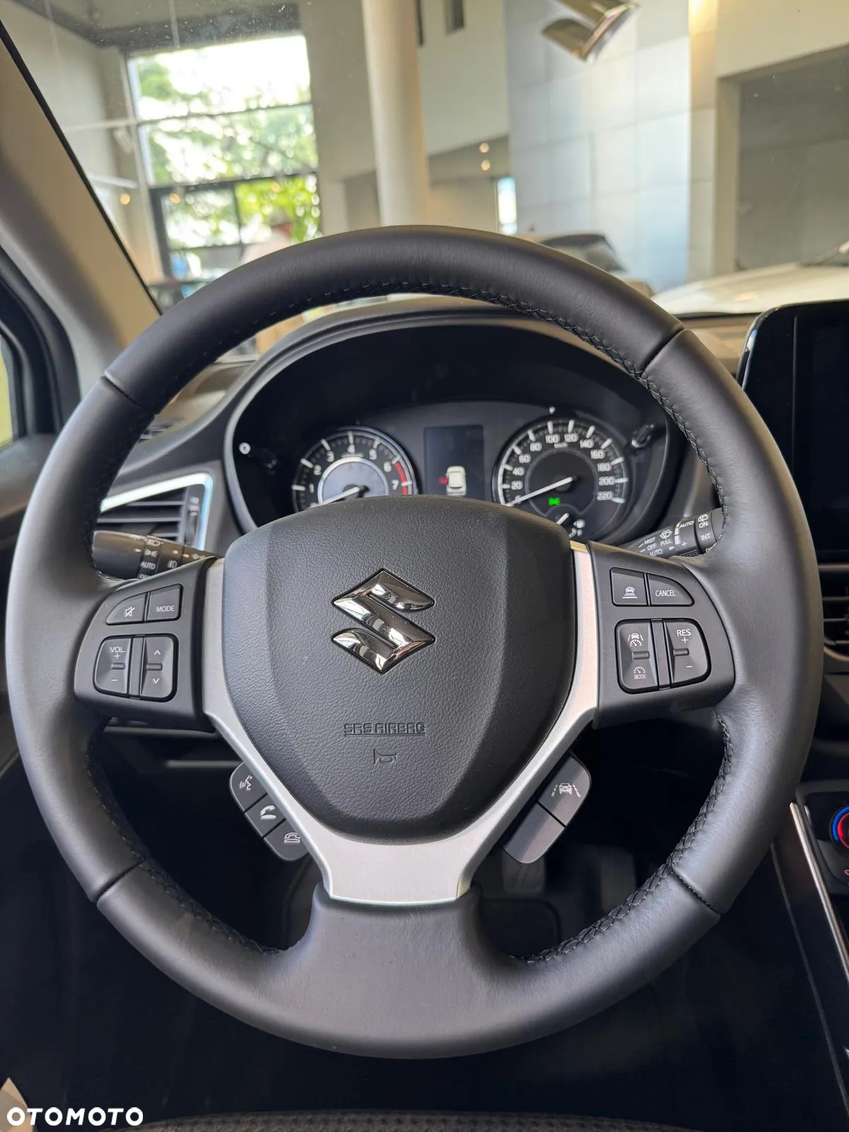Suzuki SX4 S-Cross - 16