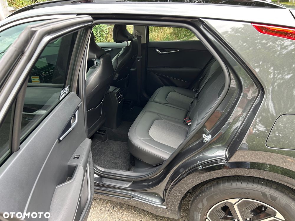 Kia Niro 1.6 GDI Hybrid Business Line - 14