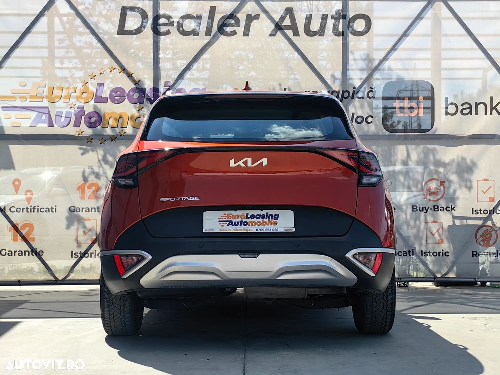 Kia Sportage 1.6 DSL MHEV 7DCT HP 4x2 Business Line - 13