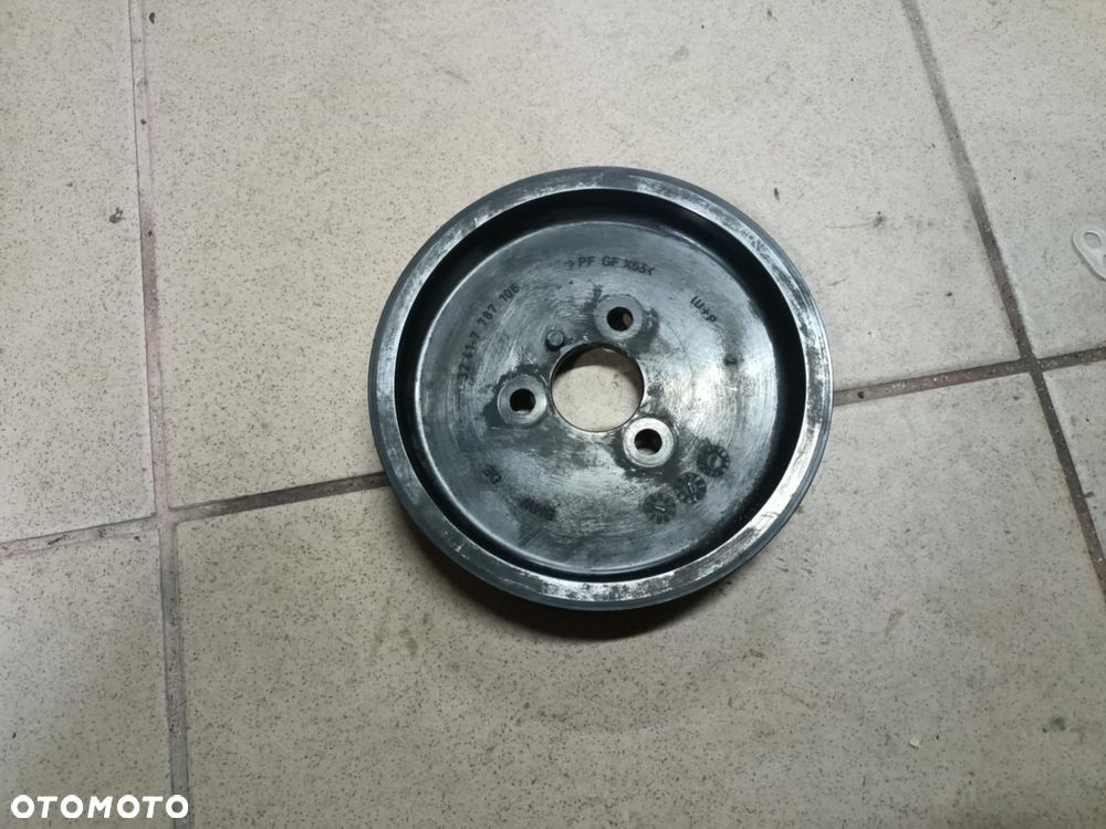 Koło pasowe pompy wspomagania BMW E87 E46 E60 E90 X3 X5 2.0d M47 3.0d M57 7787106