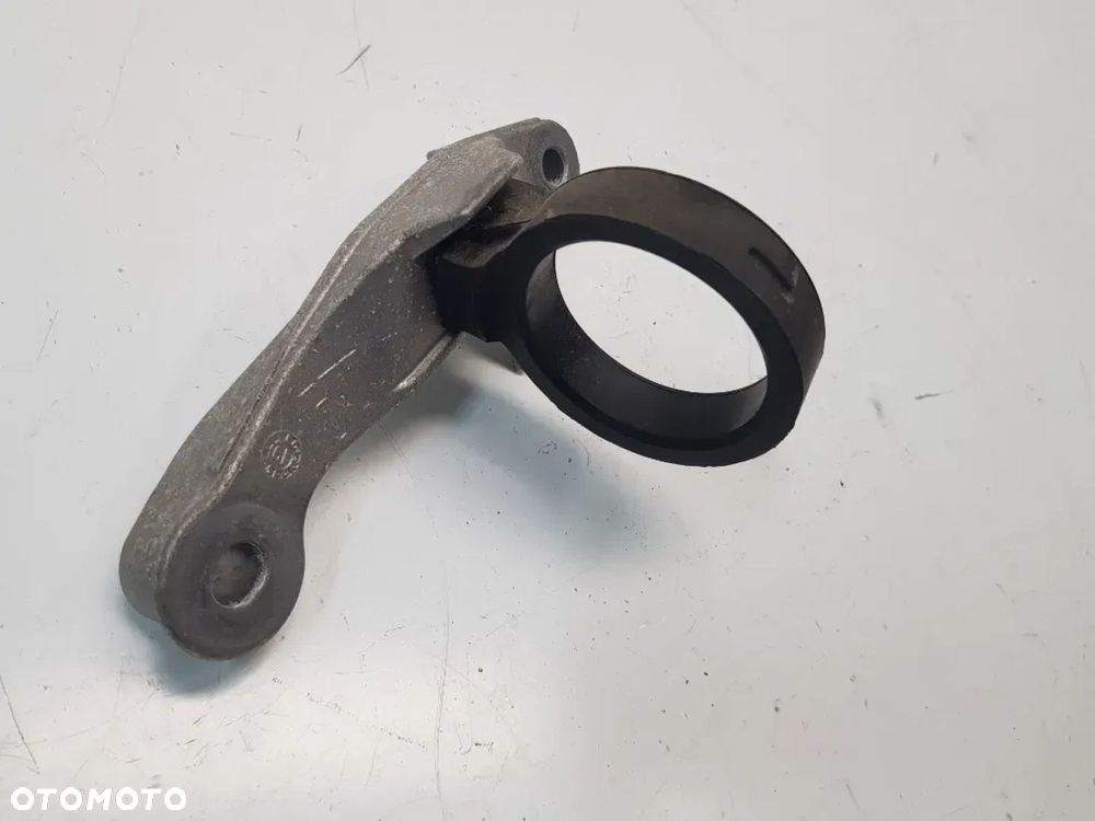 Uchwyt mocowanie podpora pompy wody Renault Talisman Kadjar Megane IV 1.3tce 144c01379r - 1