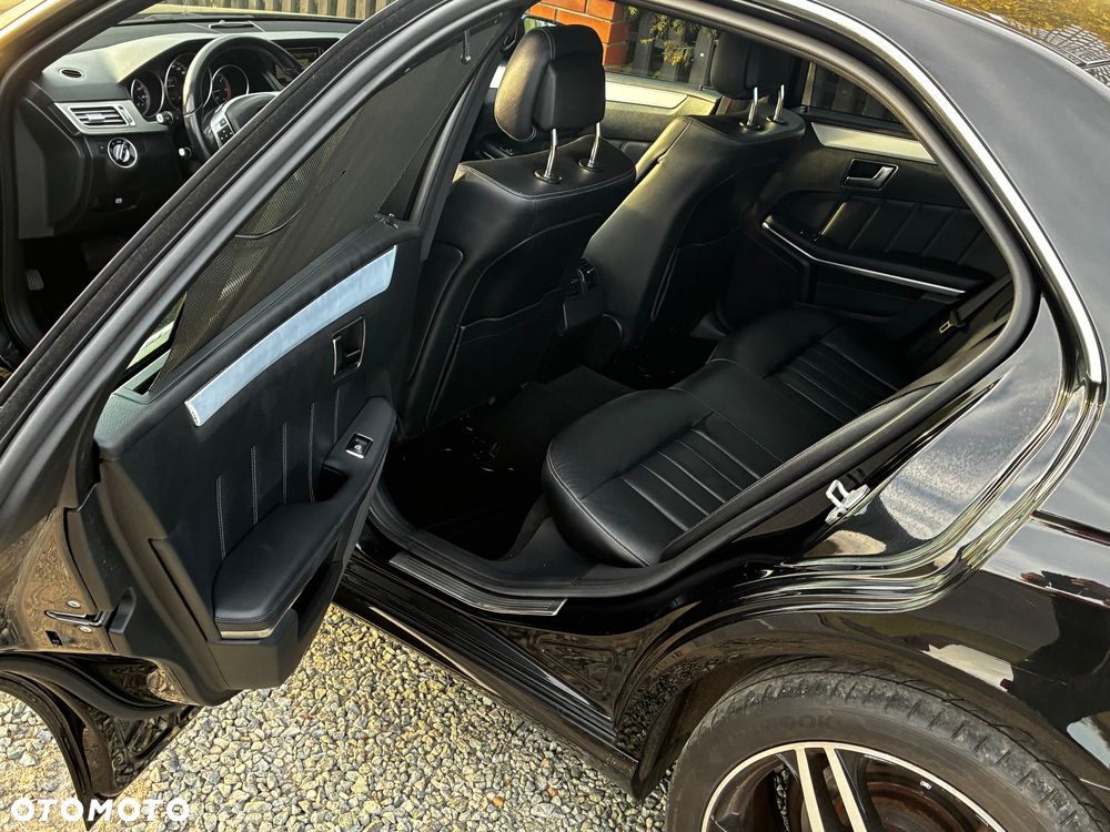 Mercedes-Benz Klasa E - 16