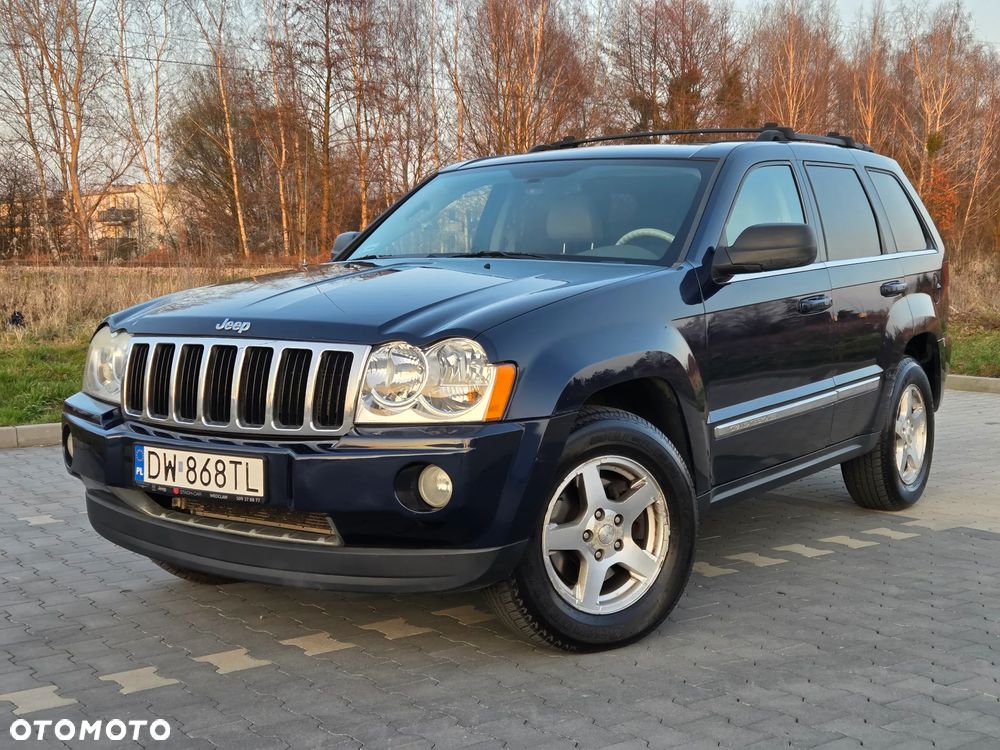Jeep Grand Cherokee - 1