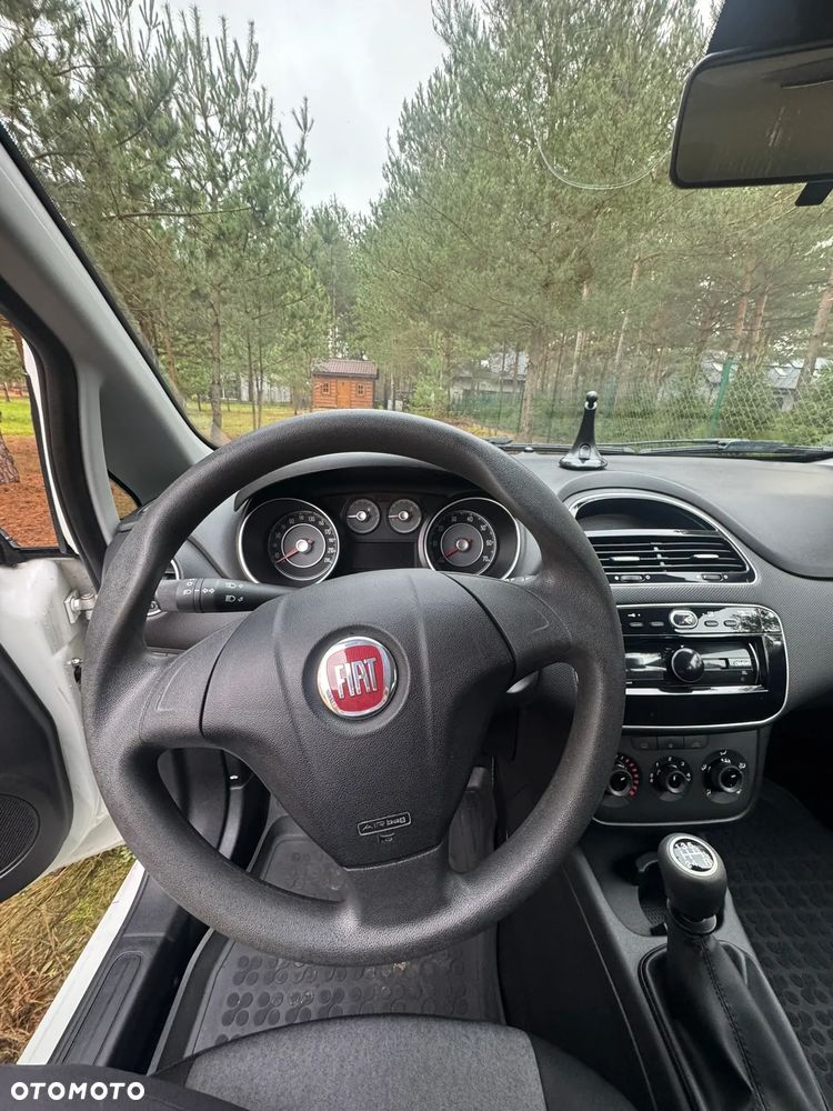 Fiat Punto 1.2 Young - 9