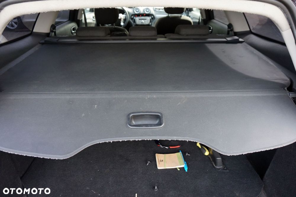ROLETA BAGAŻNIKA MONDEO IV MK4 KOMBI  FORD 2007-2010 - 1